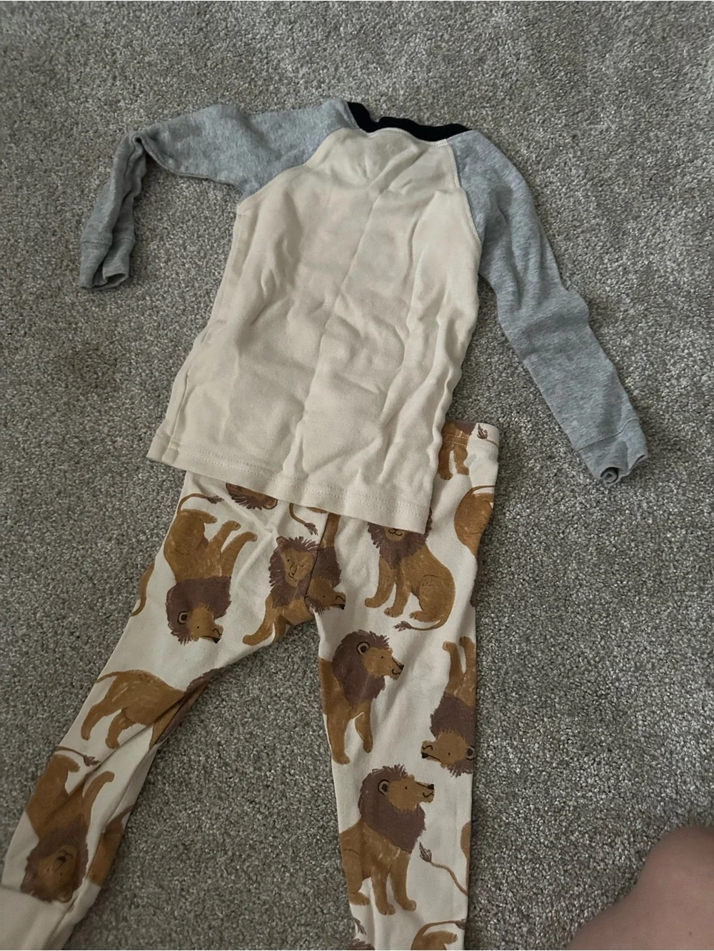 Carter's Beige & Gray Lion 'King of Snores' Pajama Set